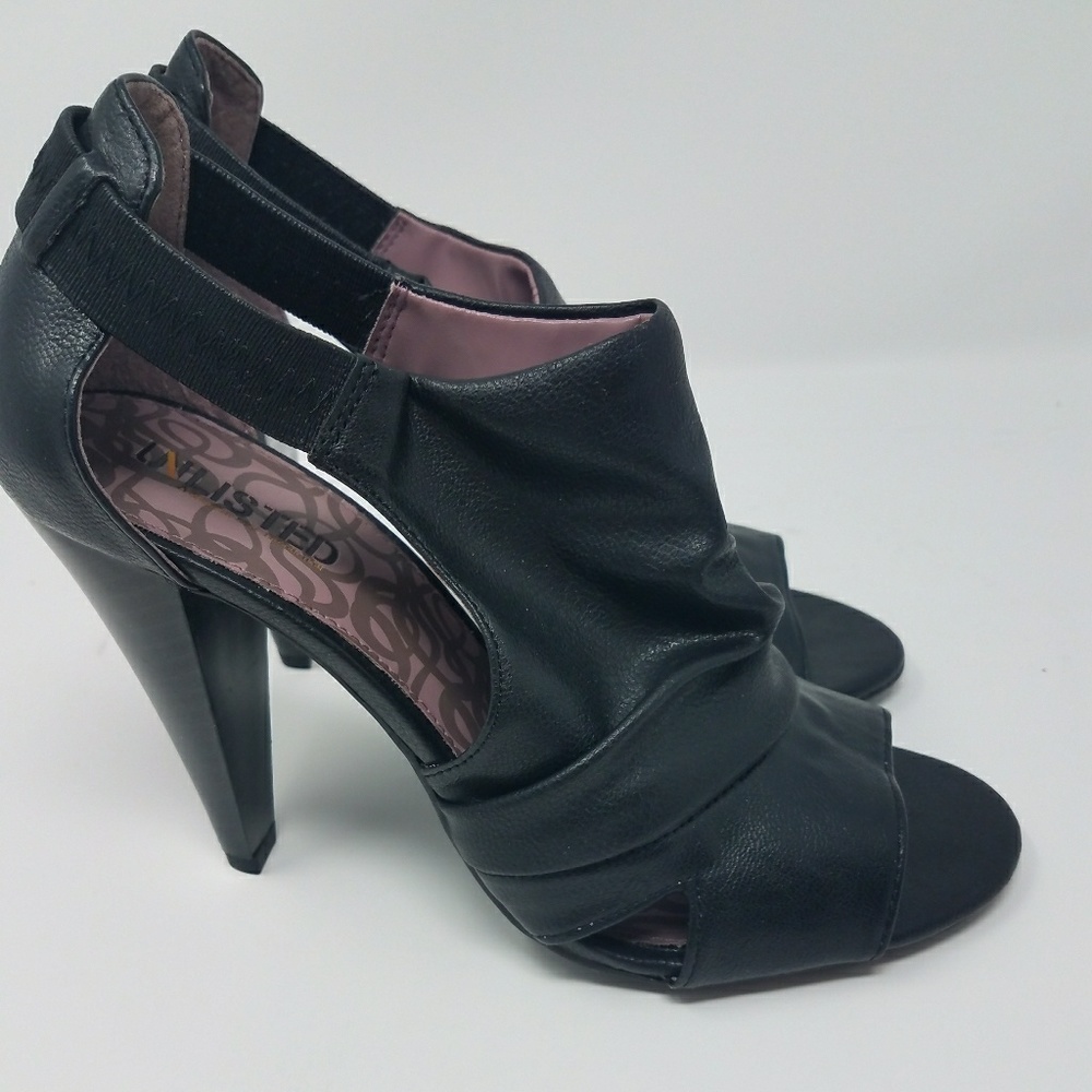 Black unlisted heels